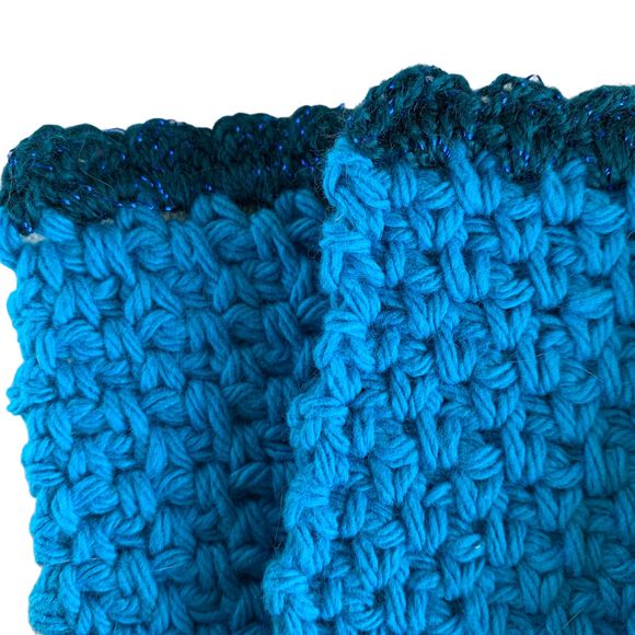 Mug Rugs Handmade Crochet Turquoise Blue Cotton Glitter Edging Set of 4 Coasters - Picture 5 of 10